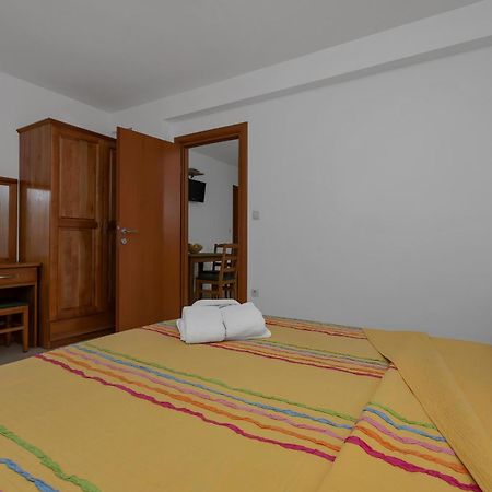 Villa Juric 2 Baska Voda Luaran gambar