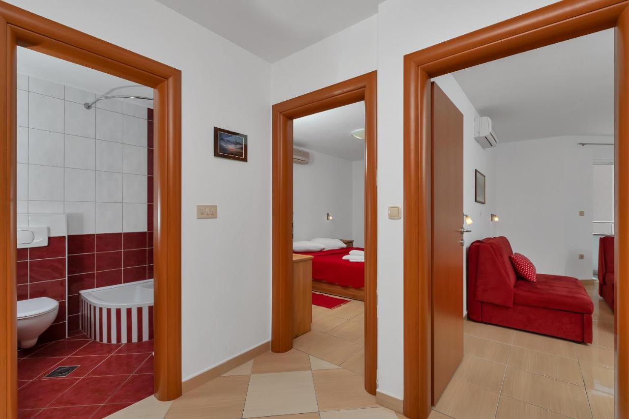 Villa Juric 2 Baska Voda Luaran gambar