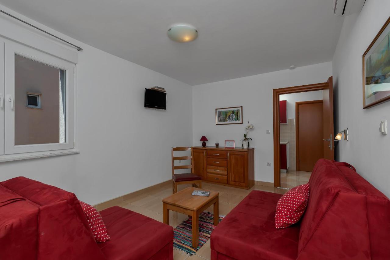 Villa Juric 2 Baska Voda Luaran gambar
