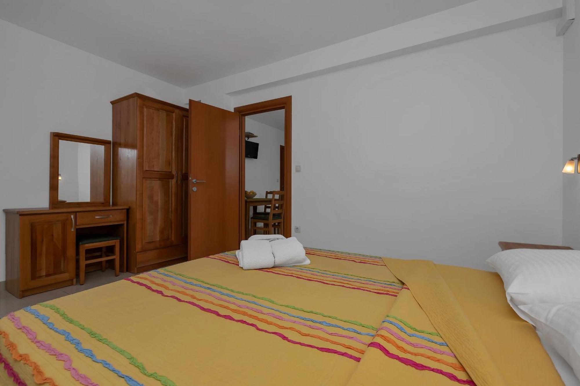 Villa Juric 2 Baska Voda Luaran gambar