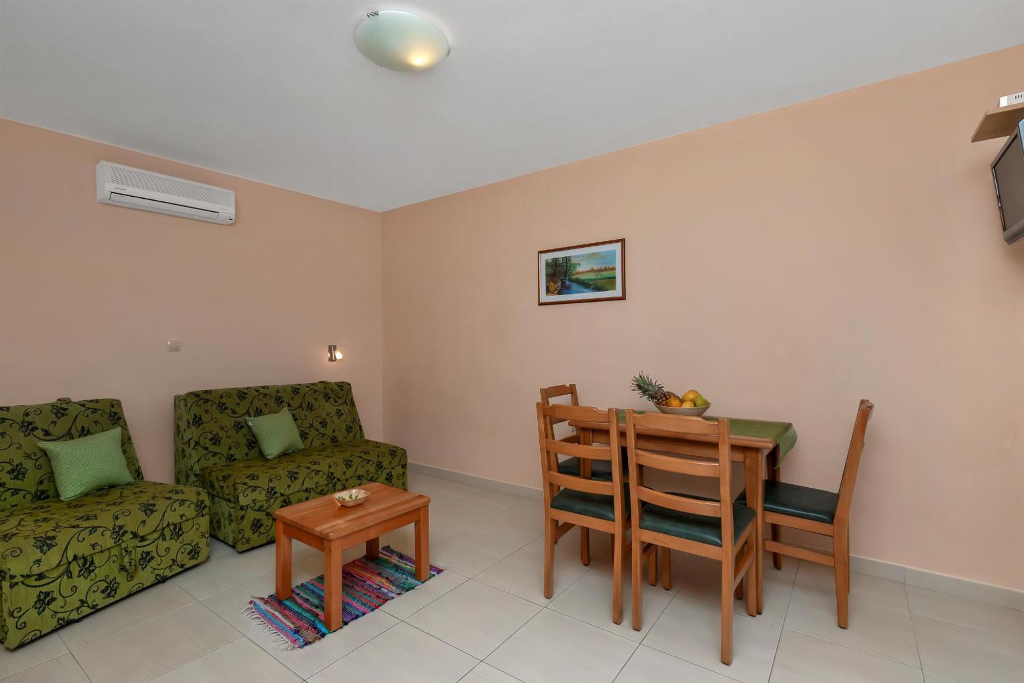 Villa Juric 2 Baska Voda Luaran gambar