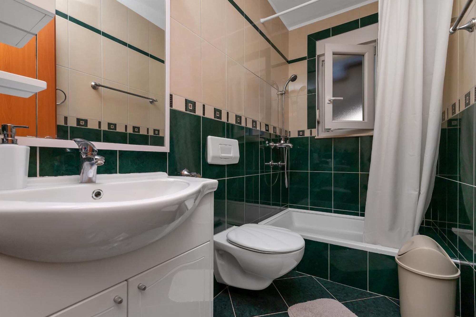 Villa Juric 2 Baska Voda Luaran gambar